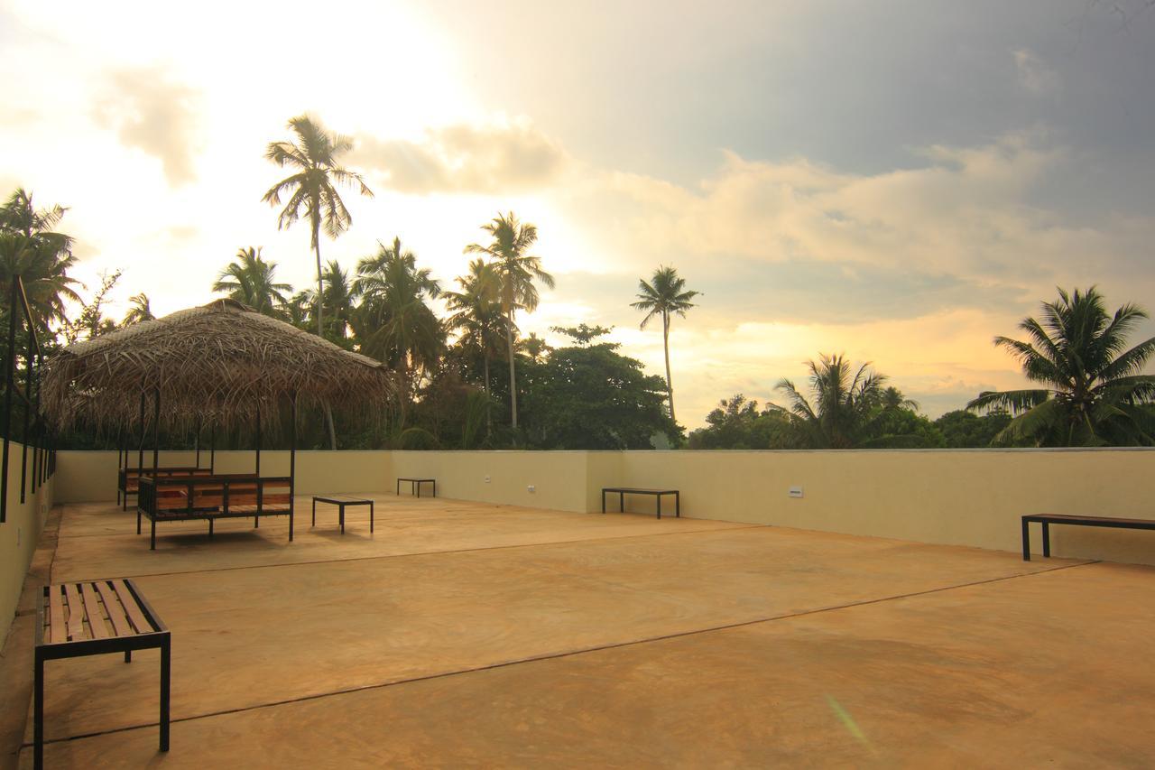 Jj'S Hostel Mirissa Exterior photo